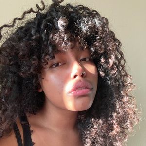 Meet your Posher, Valliena